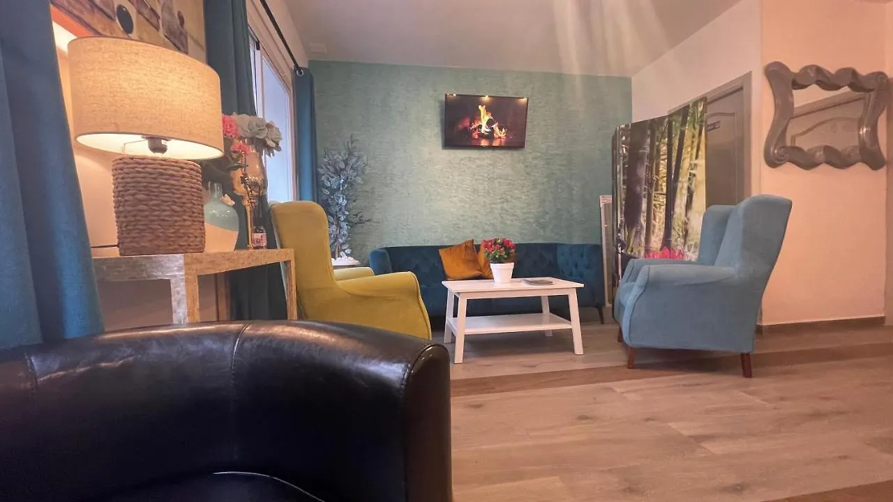 Hotel Boutique Andalucia Fuengirola 2*,